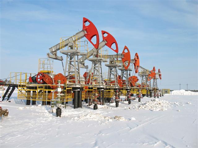 Oil working station