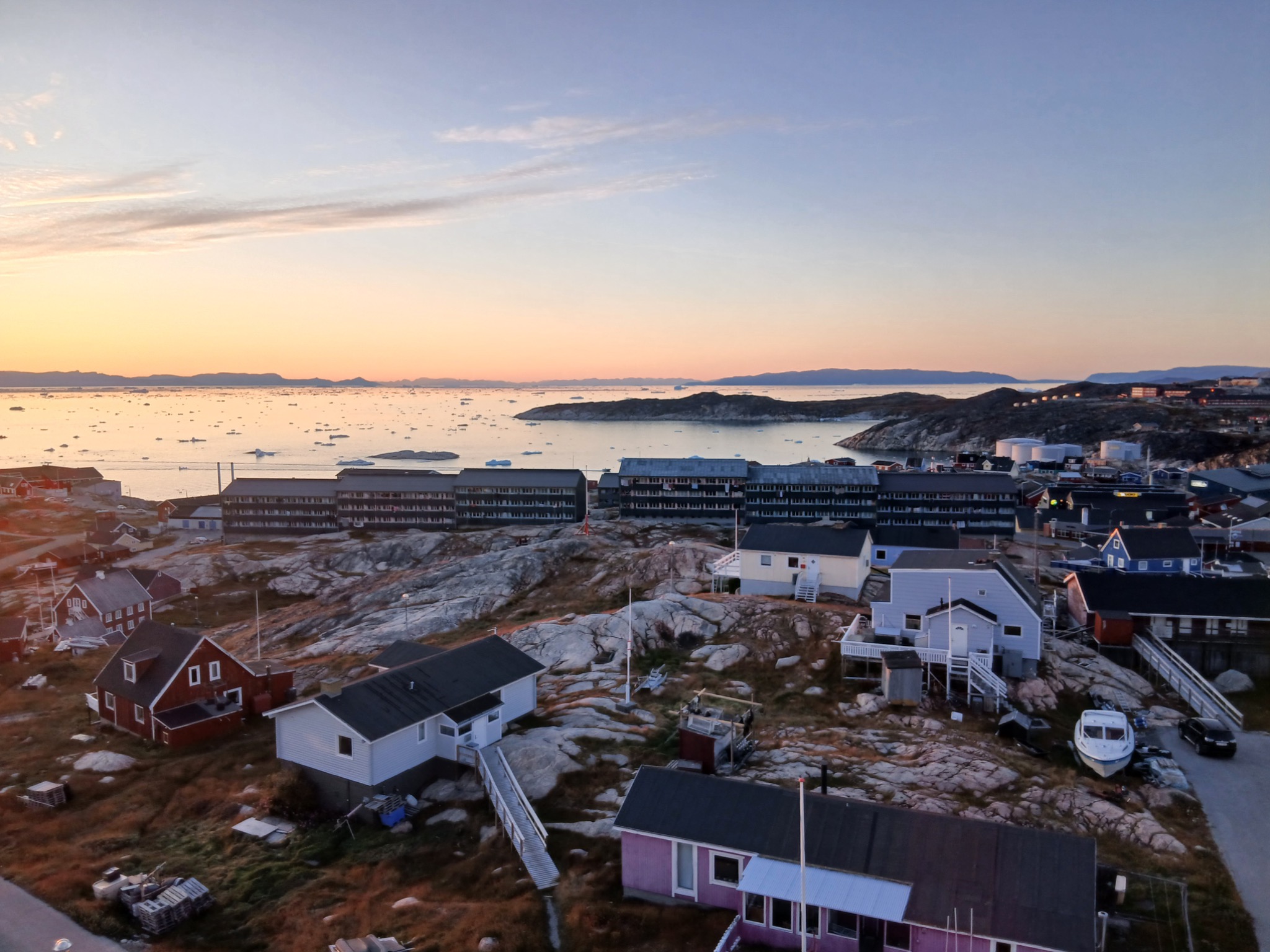 Evening light over Ilulissat